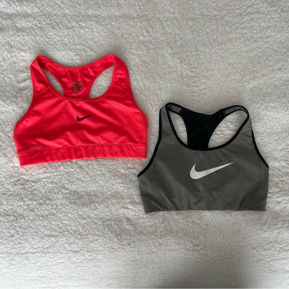 Set of 2 Nike sports bras